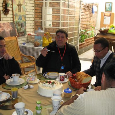 Compartiendo con el Padre Victor Camacho - Bogotá Colombia